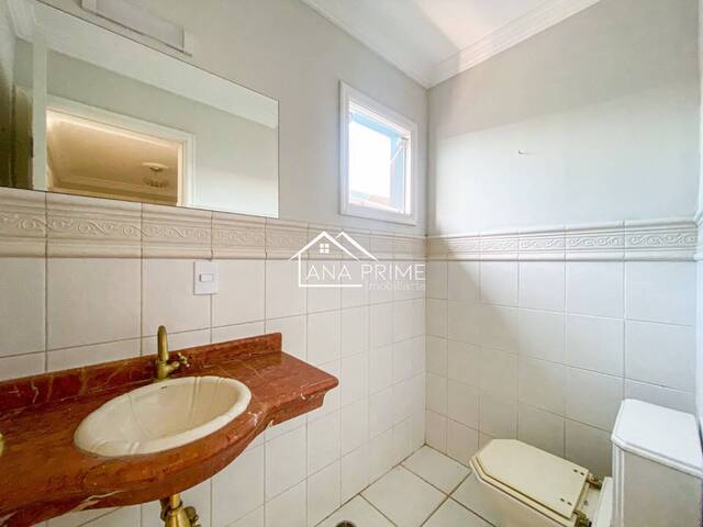 Casa para Venda em São José dos Campos - 4