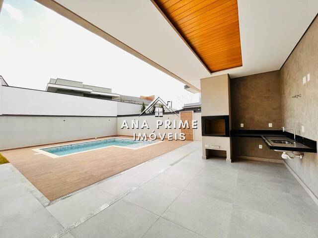 Casa para Venda em São José dos Campos - 4