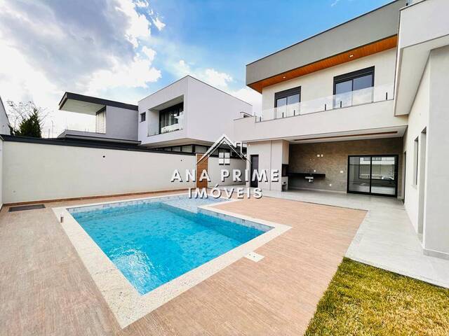 Casa para Venda em São José dos Campos - 3