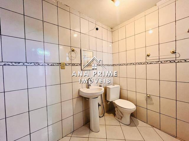 Casa para Venda em São José dos Campos - 4