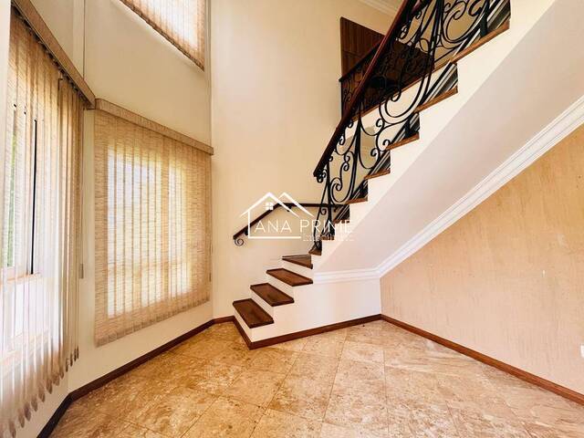 Casa para Venda em São José dos Campos - 3