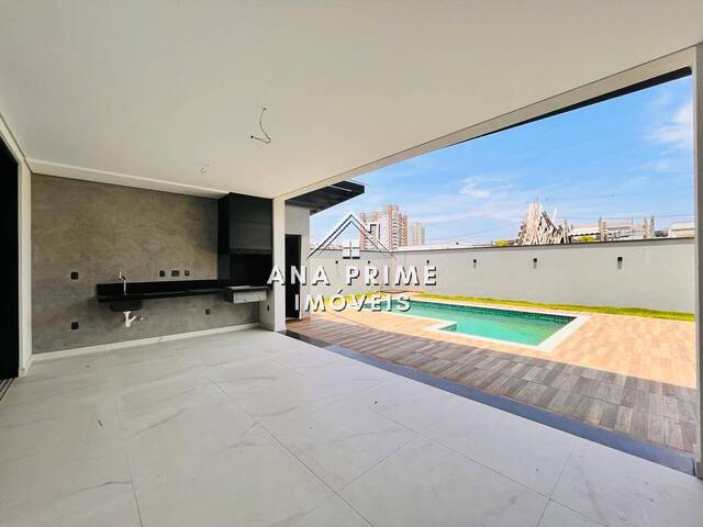 #181 - Casa para Venda em São José dos Campos - SP