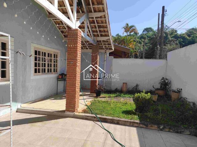 Casa para Venda em São José dos Campos - 2