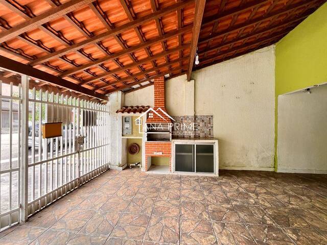 Casa para Venda em São José dos Campos - 2