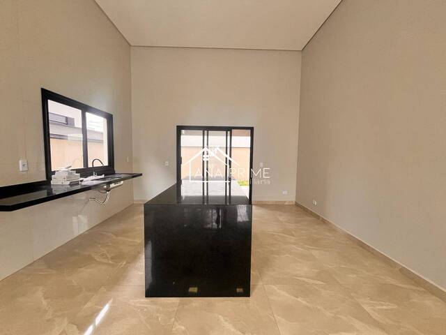 Casa para Venda em São José dos Campos - 4