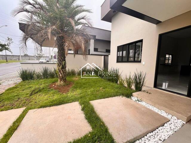 Casa para Venda em São José dos Campos - 2