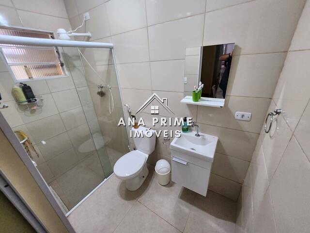 Casa para Venda em São José dos Campos - 5