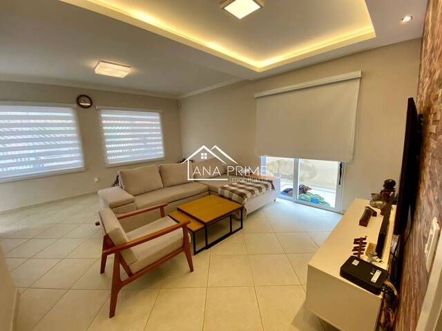 Casa para Venda em São José dos Campos - 2