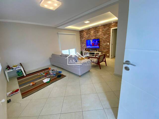 Casa para Venda em São José dos Campos - 1