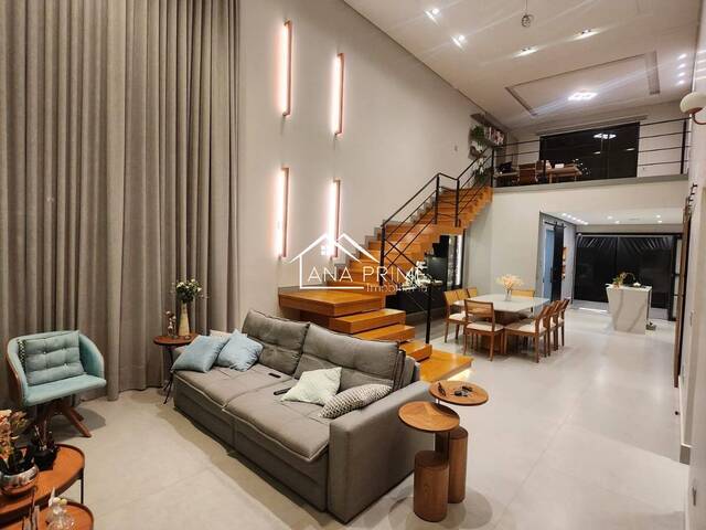Casa para Venda em São José dos Campos - 4