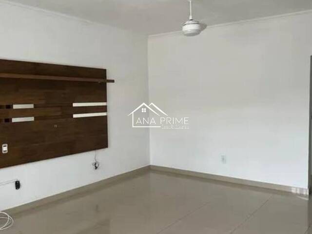 #430 - Casa para Venda em São José dos Campos - SP - 3