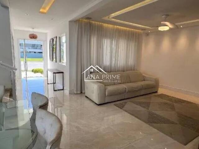 Casa para Venda em São José dos Campos - 3