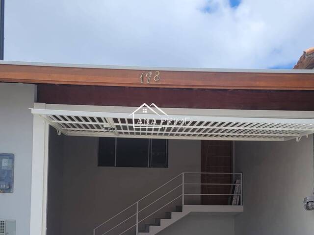 Casa para Venda em São José dos Campos - 4