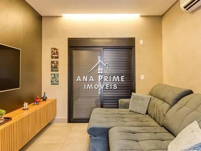 Casa para Venda em São José dos Campos - 4