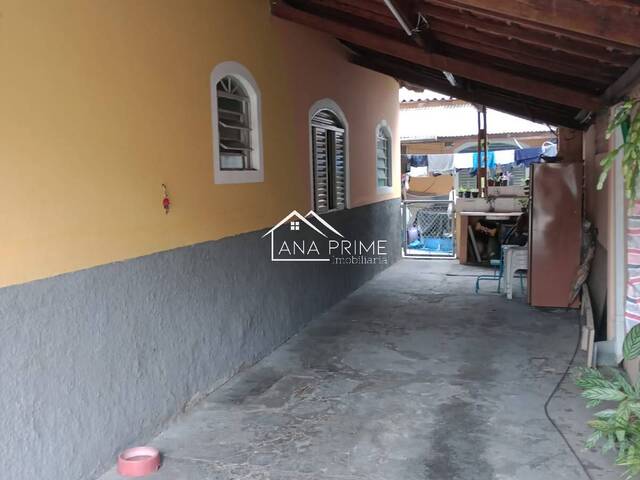 Casa para Venda em São José dos Campos - 3