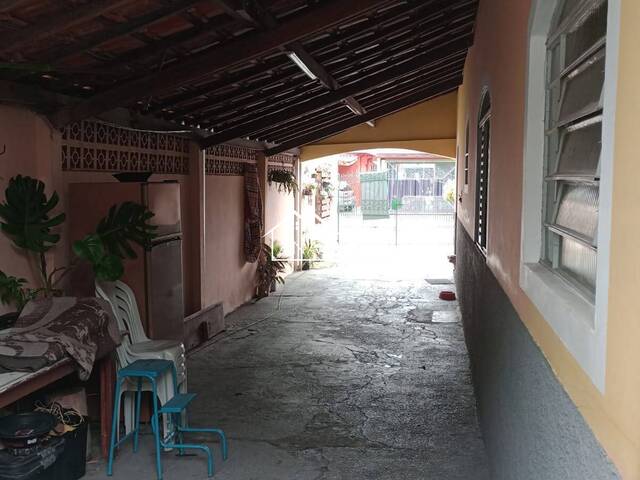 Casa para Venda em São José dos Campos - 4