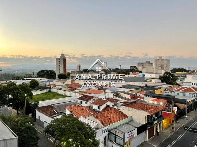 Apartamento para Venda em São José dos Campos - 2