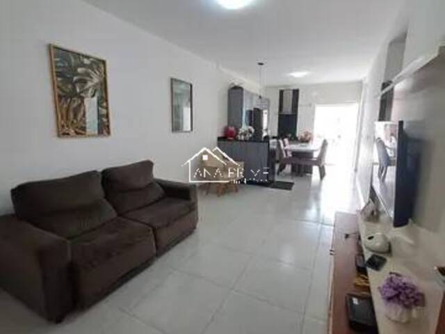 Casa para Venda em São José dos Campos - 2