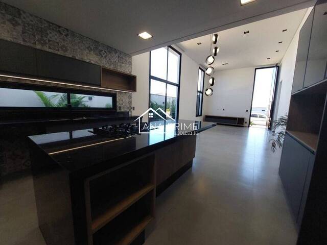 Casa para Venda em São José dos Campos - 5