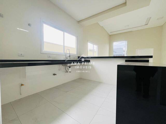 Casa para Venda em São José dos Campos - 4