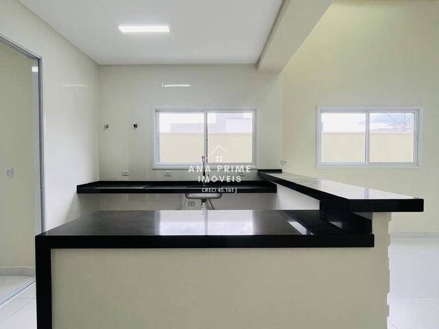 Casa para Venda em São José dos Campos - 5