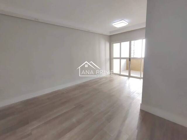Apartamento para Venda em São José dos Campos - 2