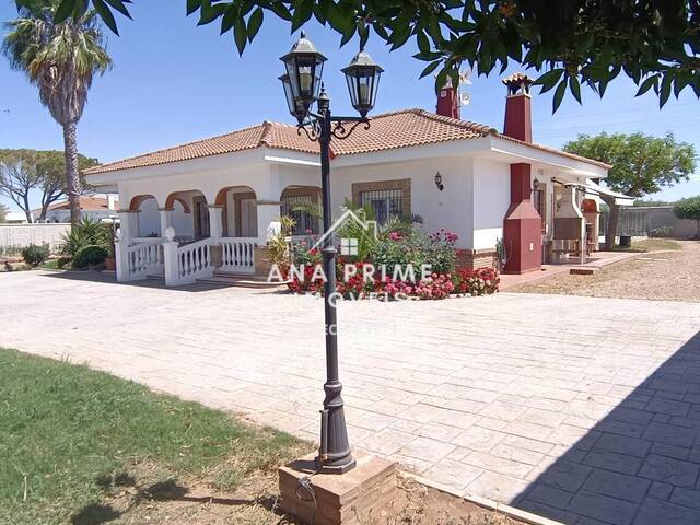 #657 - Casa para Venda em Carmona - Andalucía - 2