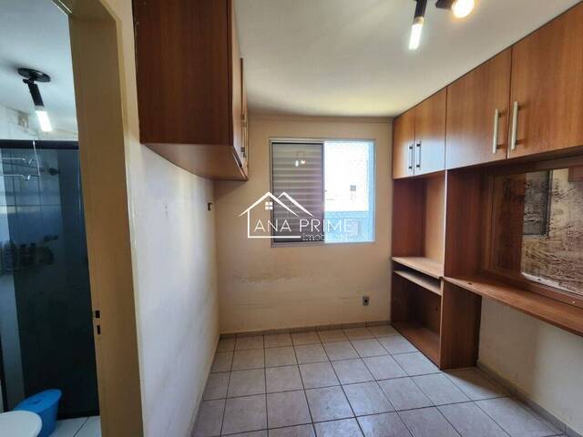 Apartamento para Venda em São José dos Campos - 3