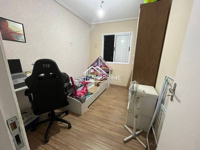 Apartamento para Venda em São José dos Campos - 3