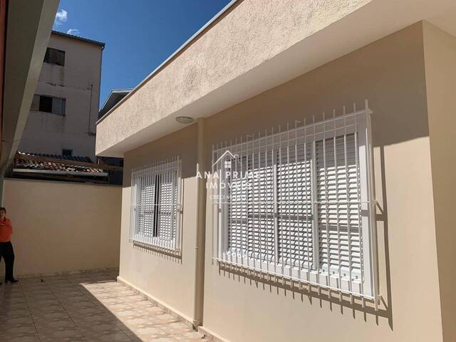 Casa para Venda em São José dos Campos - 5