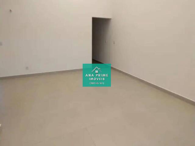 Casa para Venda em São José dos Campos - 5