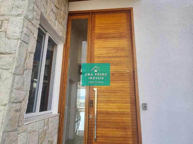 Casa para Venda em São José dos Campos - 4