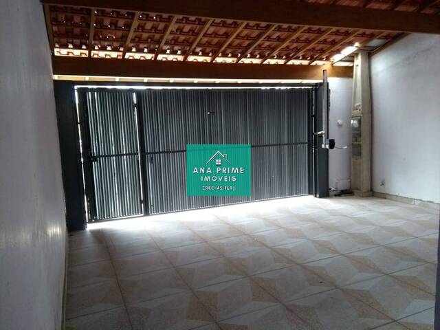 #880 - Casa para Venda em São José dos Campos - SP - 2