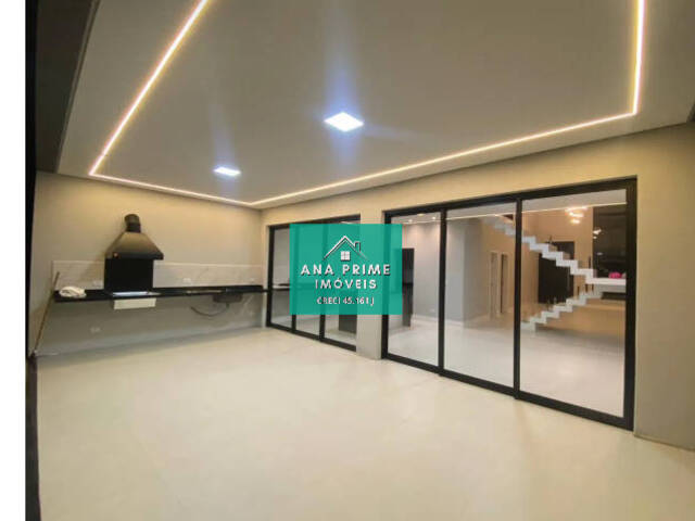 Casa para Venda em São José dos Campos - 5