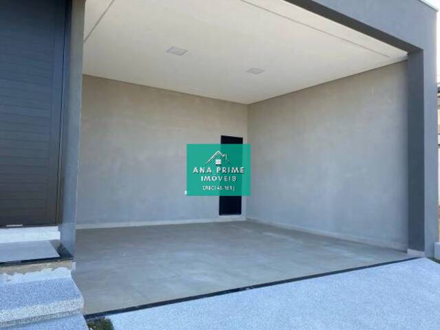 #912 - Casa para Venda em São José dos Campos - SP - 2