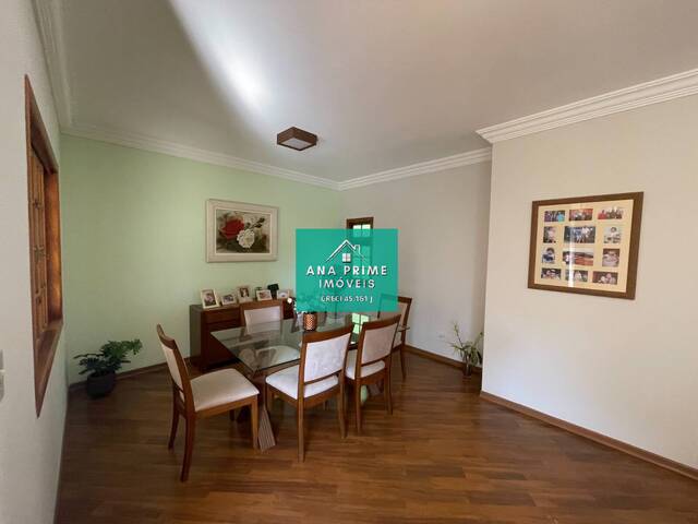 Casa para Venda em São José dos Campos - 4