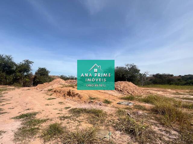 #950 - Área para Venda em São José dos Campos - SP - 2