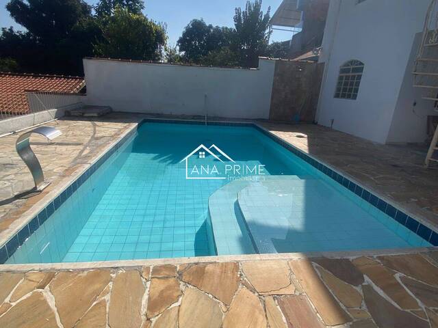 #993 - Casa para Venda em São José dos Campos - SP - 2