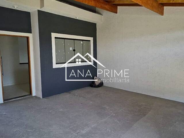 #1013 - Casa para Venda em Pindamonhangaba - SP - 1