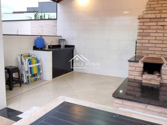 Casa para Locação em São José dos Campos - 4