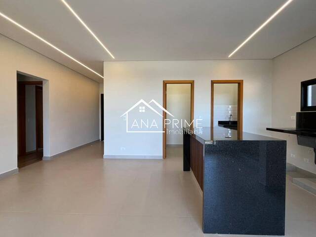 Casa para Venda em São José dos Campos - 4