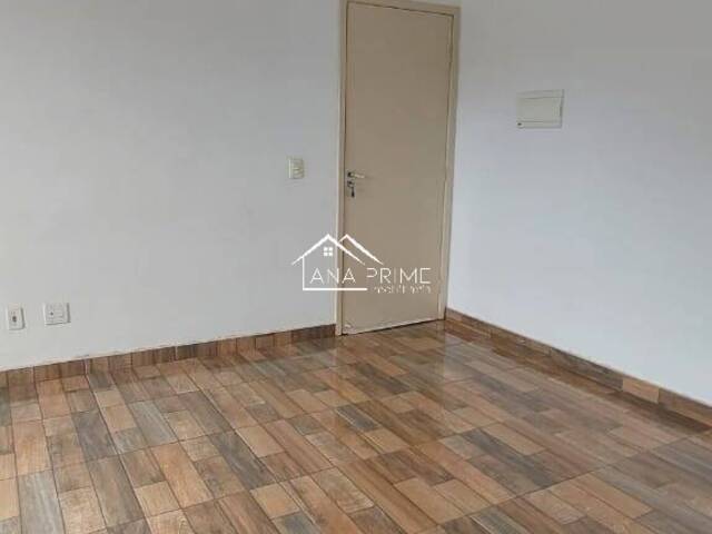 #1043 - Apartamento para Venda em São José dos Campos - SP - 3