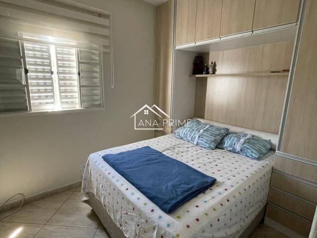 Casa para Venda em São José dos Campos - 4