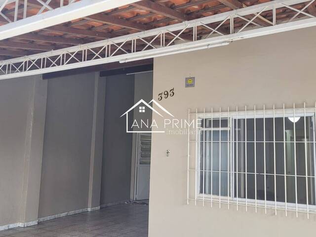 Casa para Venda em São José dos Campos - 4