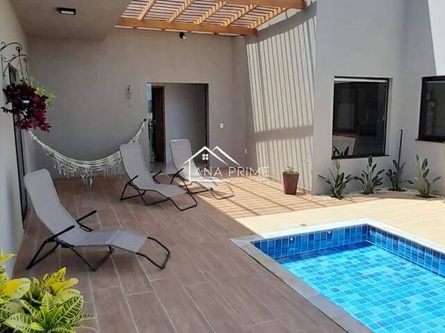 Casa para Venda em São José dos Campos - 2