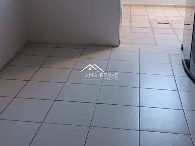 Casa para Venda em São José dos Campos - 4