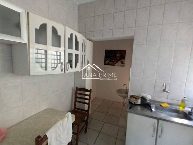 Casa para Venda em São José dos Campos - 4