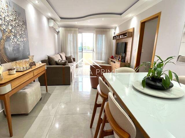 Apartamento para Venda em São José dos Campos - 2
