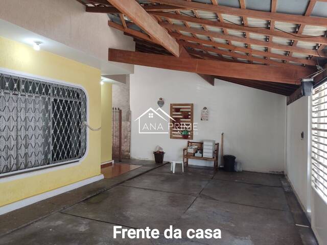Casa para Venda em São José dos Campos - 5