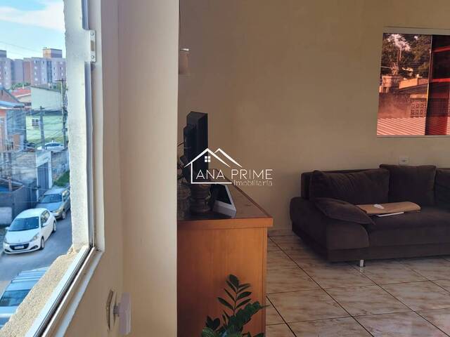 Casa para Venda em São José dos Campos - 4